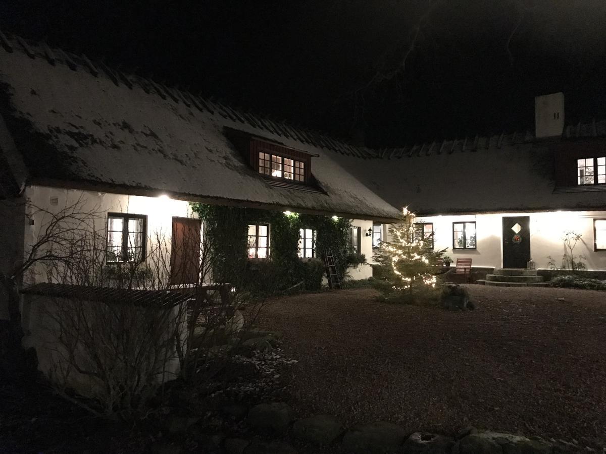 Husargårdens Bed&Breakfast Sjöbo Exteriör bild